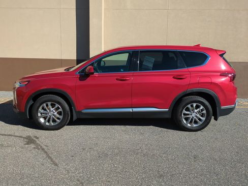 Used 2020 Hyundai Santa Fe SEL image 7