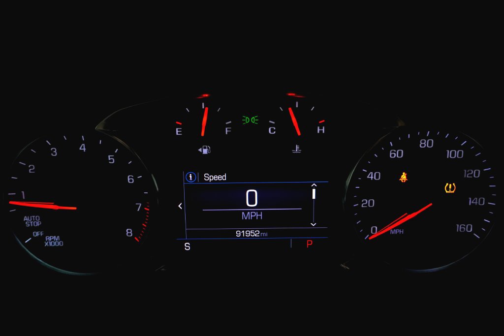 Used 2020 GMC Acadia SLE w/ Driver Convenience Package FWD image 28