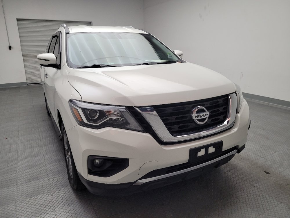 Used 2020 Nissan Pathfinder SV FWD image 14