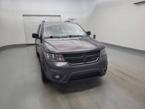 Used 2018 Dodge Journey SXT w/ Premium Group FWD image 14