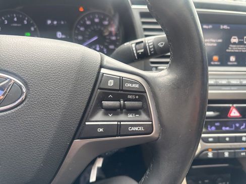 Used 2018 Hyundai Elantra Value Edition FWD image 13