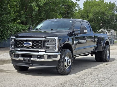 Used 2024 Ford F350 Lariat w/ Lariat Ultimate Package AWD/4WD image 6