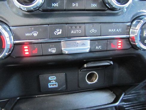 Used 2021 Ford F150 XLT w/ Equipment Group 302A High image 45