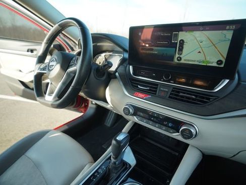 Used 2023 Nissan Altima 2.5 SL image 32