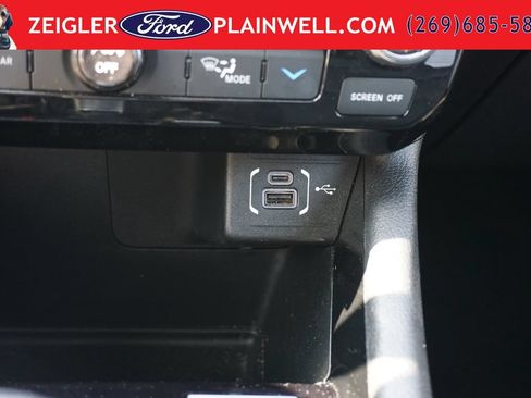 Used 2023 Jeep Compass Limited w/ Sun and Sound Group AWD/4WD image 23
