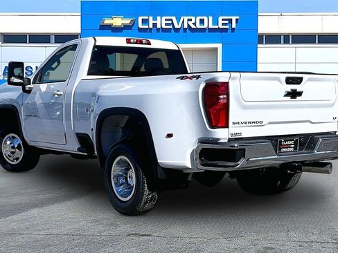 New 2026 Chevrolet Silverado 3500 LT image 3