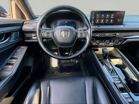 Used 2024 Honda Accord Sport image 9