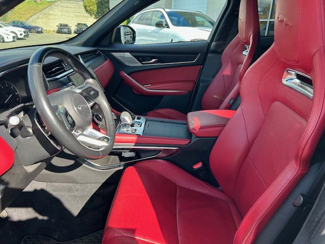 Certified 2023 Jaguar F-PACE R-Dynamic S AWD/4WD image 16