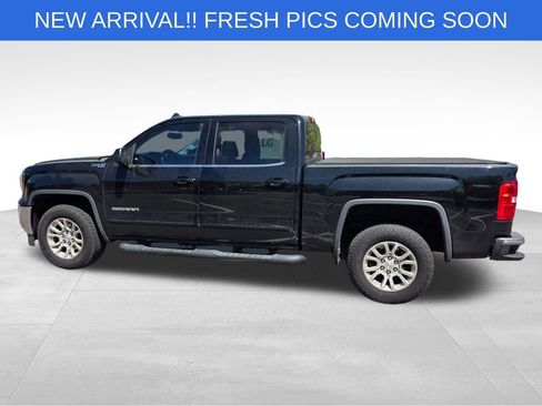 Used 2018 GMC Sierra 1500 SLE w/ SLE Value Package image 3