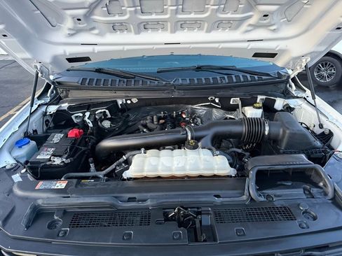 Used 2024 Ford Expedition Max XLT image 25