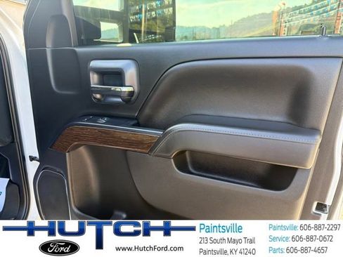 Used 2019 GMC Sierra 2500 Denali w/ Duramax Plus Package AWD/4WD image 55