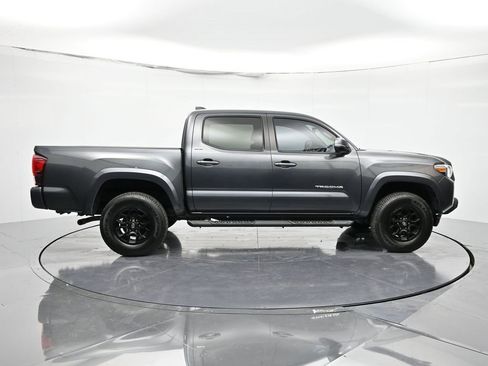 Used 2022 Toyota Tacoma SR5 image 4
