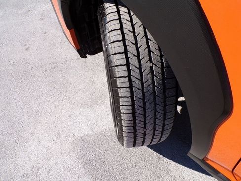 Used 2019 Subaru Crosstrek 2.0i Premium image 3