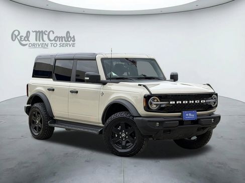 Certified 2025 Ford Bronco Outer Banks image 1