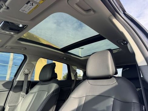 New 2026 Kia Sportage EX w/ EX Panorama Roof Package FWD image 15