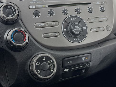 Used 2010 Honda Fit image 14