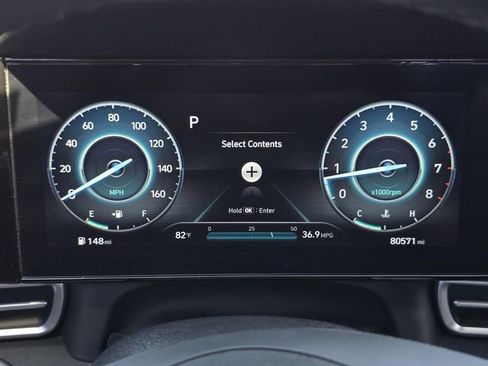 Used 2023 Hyundai Elantra SEL w/ Convenience Package image 9