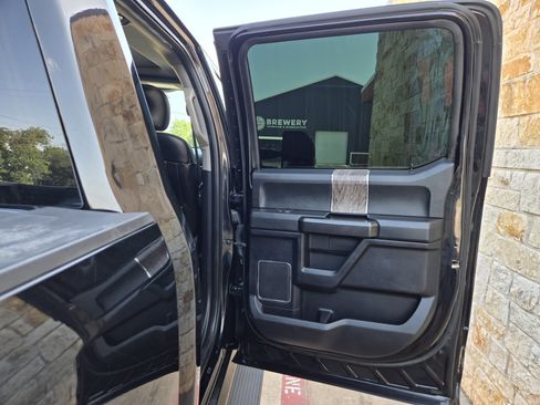 Used 2017 Ford F350 Lariat w/ Lariat Ultimate Package AWD/4WD image 10