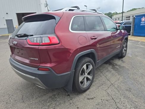 Used 2019 Jeep Cherokee Limited AWD/4WD image 5