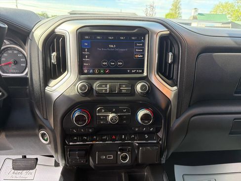 Used 2019 Chevrolet Silverado 1500 LTZ w/ LTZ Plus Package AWD/4WD image 11