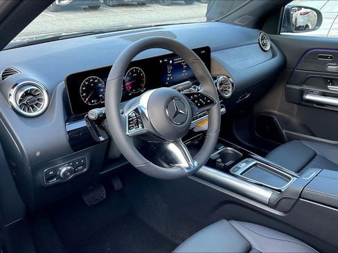 New 2026 Mercedes-Benz GLA 250 4MATIC image 6