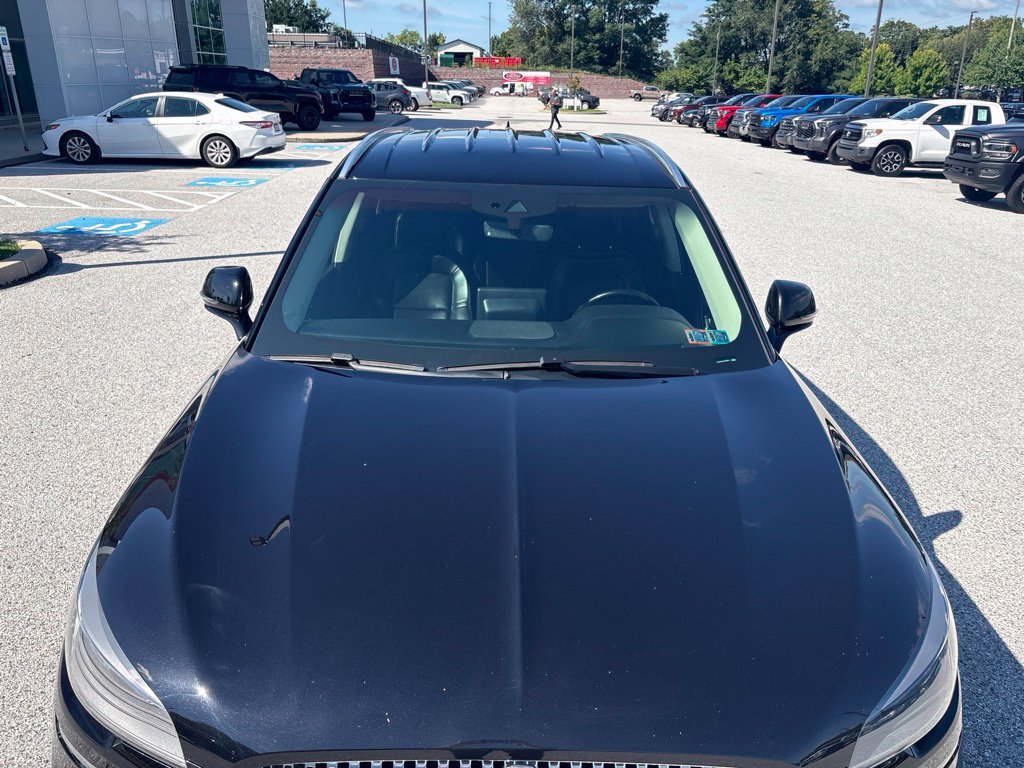 Used 2023 Lincoln Aviator AWD image 9