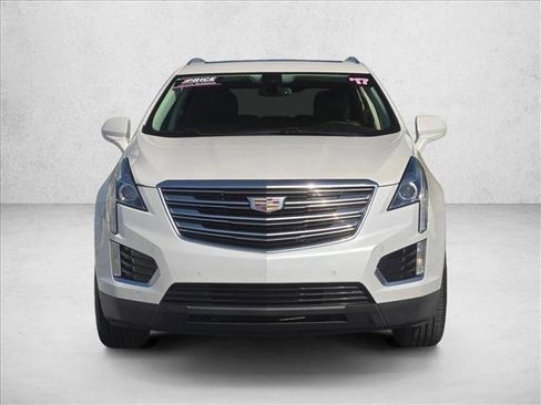Used 2017 Cadillac XT5 Luxury w/ Driver Awareness Package image 2