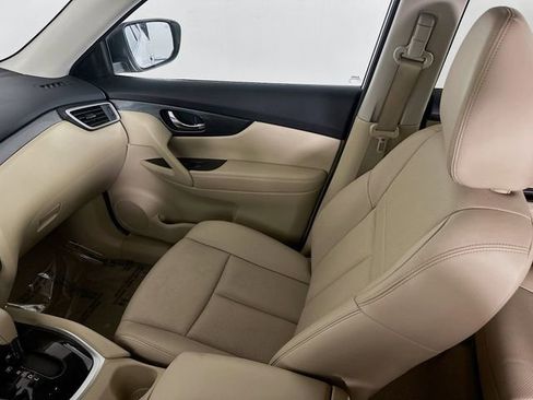 Used 2014 Nissan Rogue SL FWD image 22