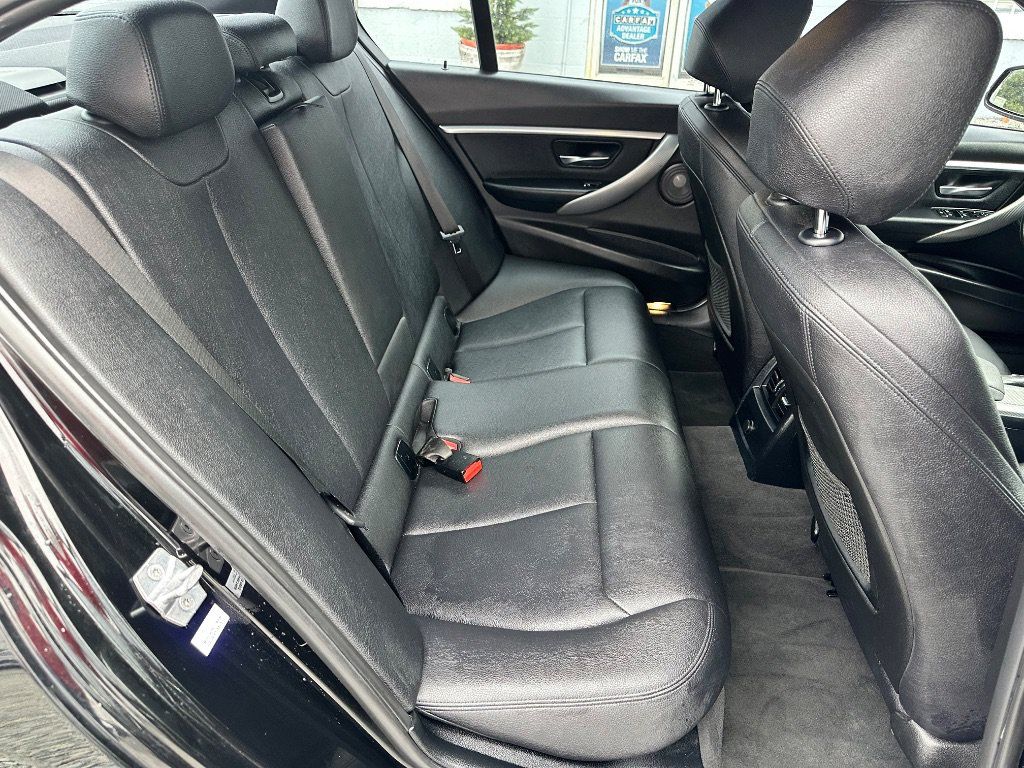 Used 2018 BMW 330e w/ Premium Package RWD image 12