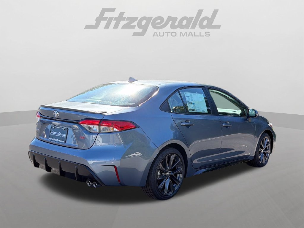 Used 2026 Toyota Corolla SE FWD image 8
