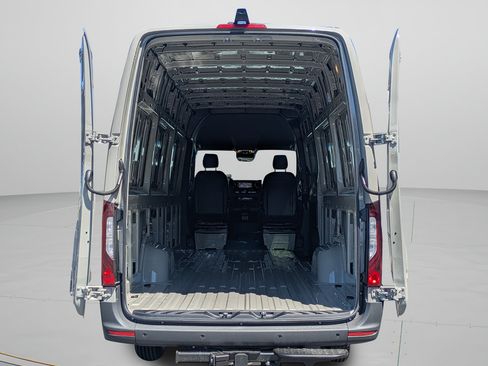 New 2026 Mercedes-Benz Sprinter 2500 image 8