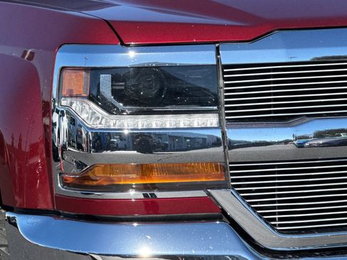 Used 2017 Chevrolet Silverado 1500 LT w/ All Star Edition image 41