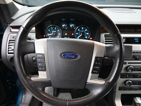Used 2011 Ford Flex SEL FWD image 11