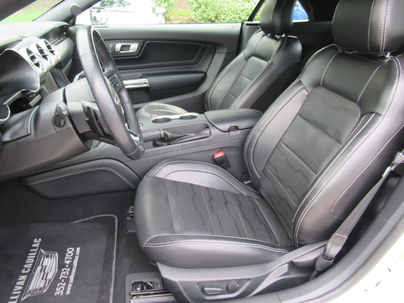 Used 2020 Ford Mustang GT Premium w/ Equipment Group 401A RWD image 17