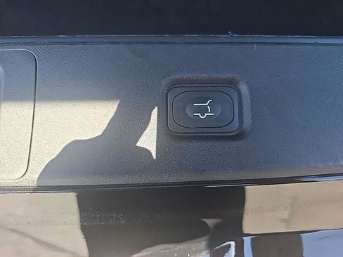 Used 2025 Ford Expedition Max Active AWD/4WD image 34