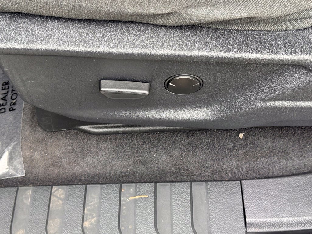 Certified 2023 Ford F150 XLT RWD image 18