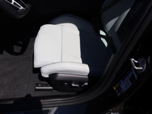 New 2026 BMW M5 Base w/ Executive Package image 41