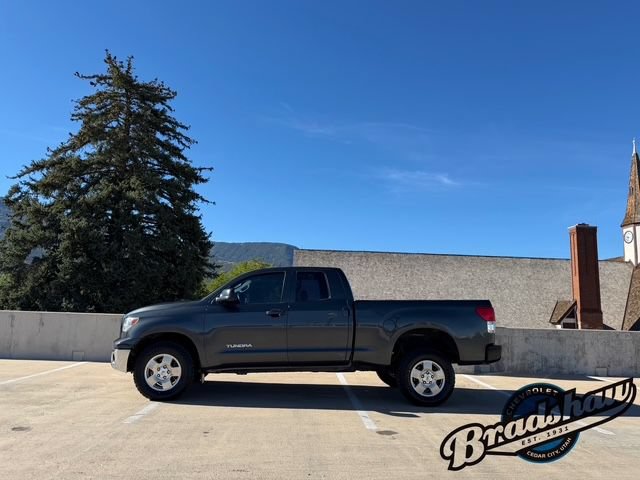 Used 2012 Toyota Tundra 4x4 Double Cab w/ Tow Pkg image 4