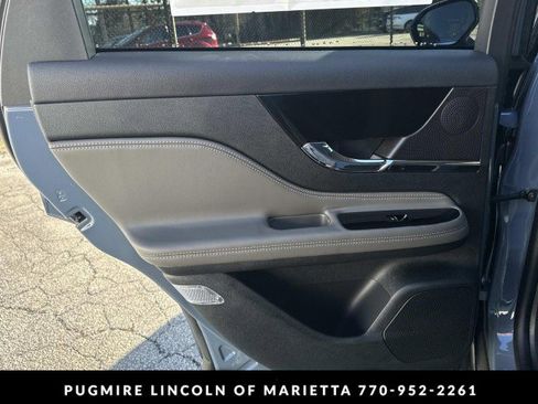 New 2026 Lincoln Corsair Premiere image 22