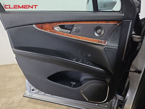 Used 2020 Lincoln Nautilus Reserve image 28