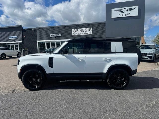 Used 2025 Land Rover Defender 110 S AWD/4WD image 3