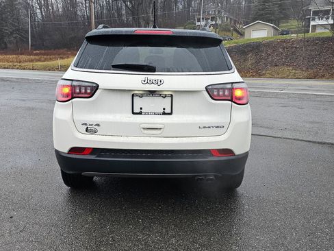 Used 2018 Jeep Compass Limited w/ Navigation Group image 10