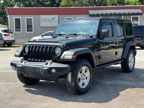 Used 2021 Jeep Wrangler Unlimited Sport AWD/4WD image 7