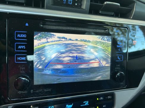 Used 2017 Toyota Corolla LE w/ LE Premium Package FWD image 24