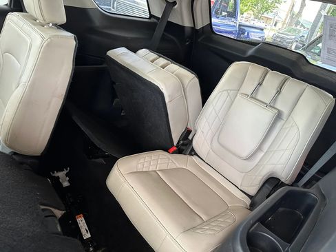 Used 2017 Ford Explorer Platinum AWD/4WD image 10