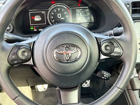 Used 2025 Toyota GR86 Premium w/ ALL Weather Mat Package (TMS) RWD image 21