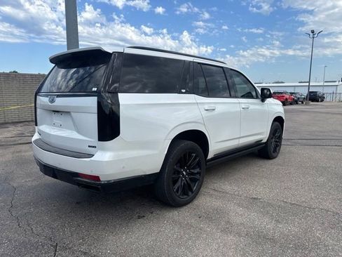 Used 2024 Cadillac Escalade Sport w/ Touring Package AWD/4WD image 7