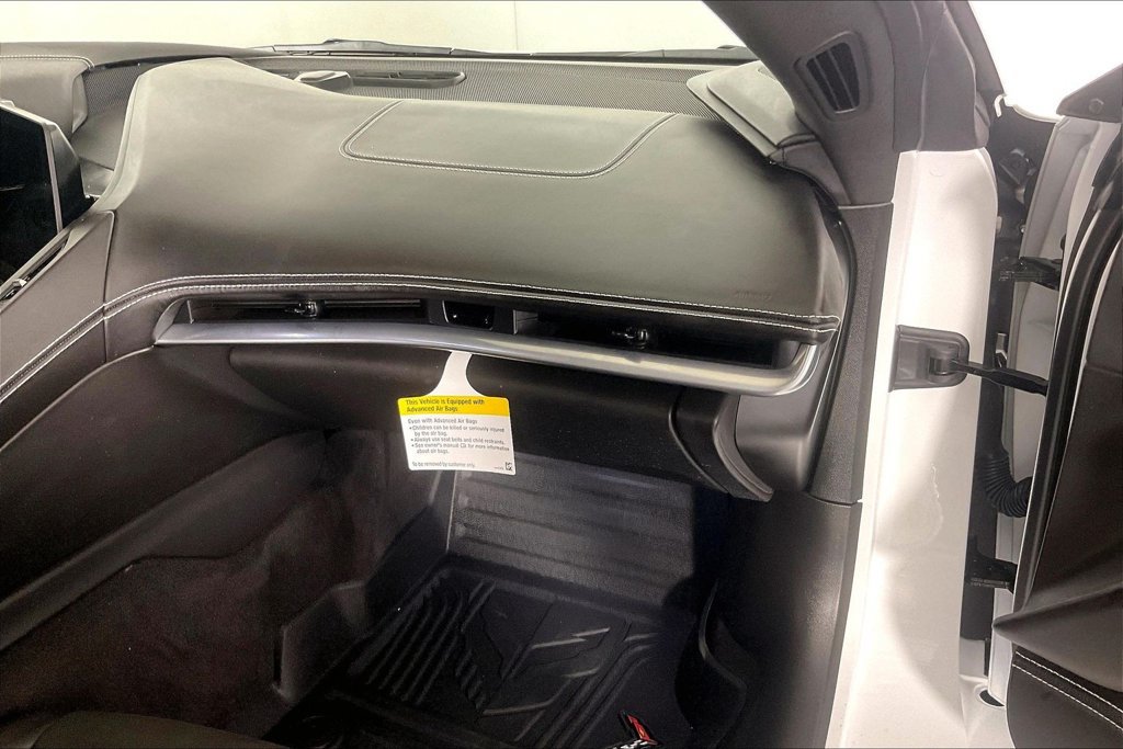 Used 2025 Chevrolet Corvette Z06 w/ Battery Protection Package RWD image 18