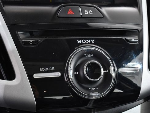 Used 2014 Ford Focus SE w/ Equipment Group 201A image 29