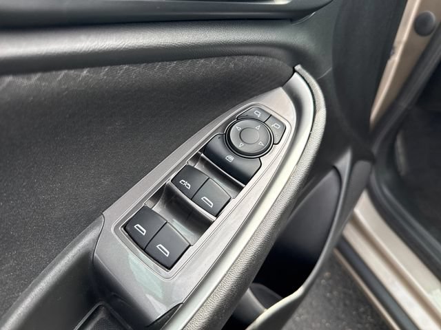 Used 2025 Chevrolet Malibu LT FWD image 12